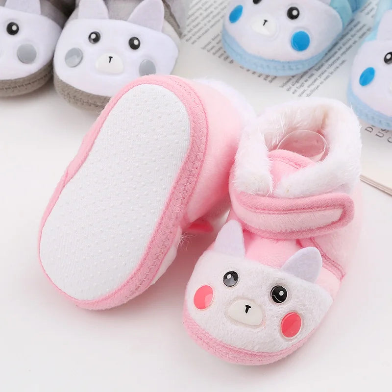 Winter Newborn cat Boots