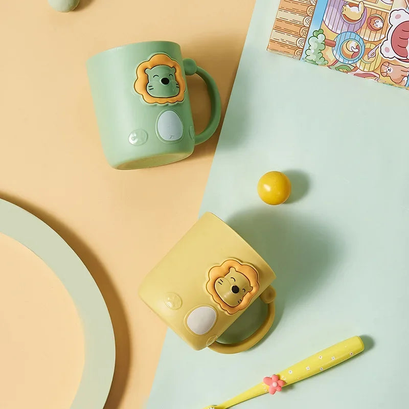 Cute Lion Toothbrush Wash Cups