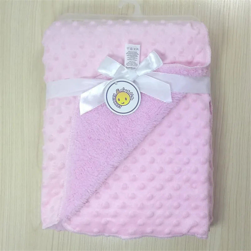 Fleece Blanket & Swaddling Newborn