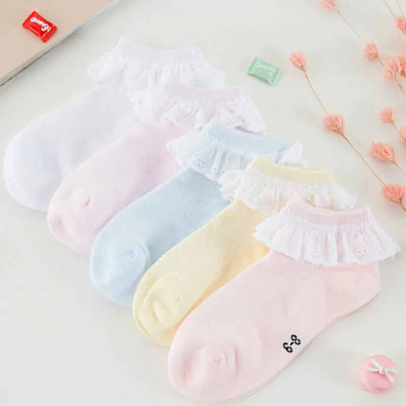 Mesh ruffle socks