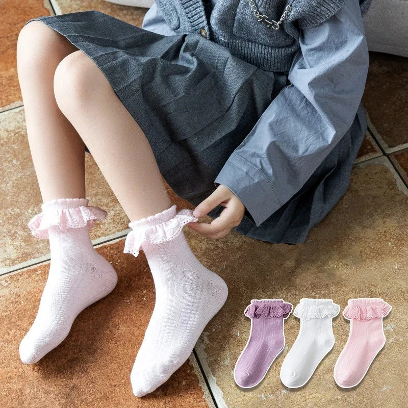 Cute White with Ruffles Lace Socks